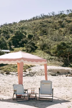 Outlet OZtrail Beach High Back Chair - Almonta Beach Sand