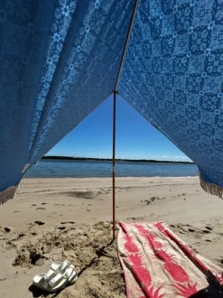Hot OZtrail Beach Tent - Bells Beach Blue