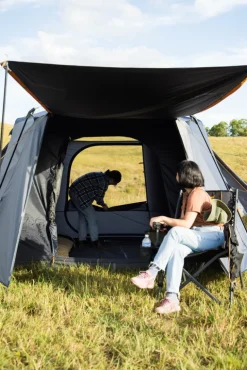 OZtrail Fast Frame BlockOut Lumos 6P Tent