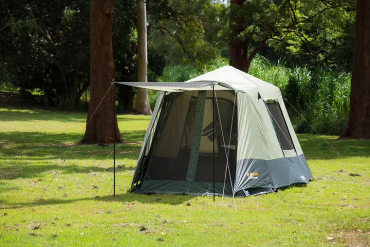 Clearance OZtrail Fast Frame Cabin 6P Tent